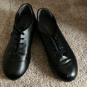 Capezio tap shoes